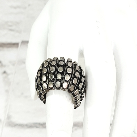 Avant Garde Paris Silver Stretch Ring Size: 7/8 - Picture 2 of 3